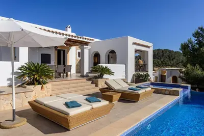 Image de Offre spéciale: Villa Amande avec vue sur la mer