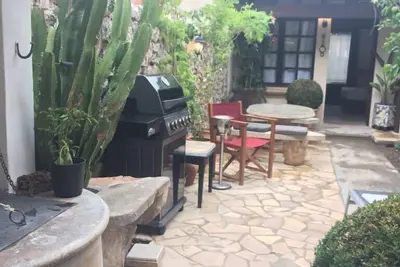 Image de Maison de ville directement dans la vieille ville d'Arta - Nouvelle RÉNOVÉE!