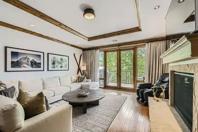 Image de Spectaculaire 2 Bd 3 Ba Ritz Carlton Residence! !