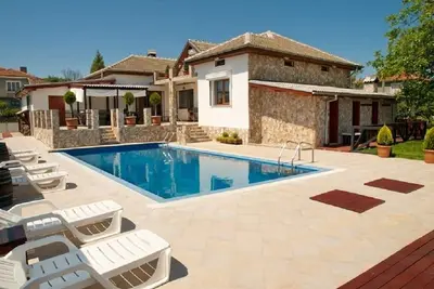Image de Villa de luxe CasaByala sur la côte de la mer Noire