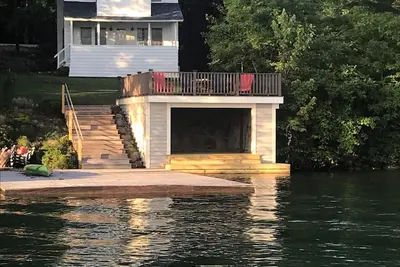 Image de Skaneateles Cottage, sur le lac! ! East Lake Sun! , - nouveau à la location