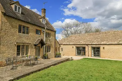 Image de The Smithy, les animaux de compagnie, avec un jardin à Broadwell, Ref 988779
