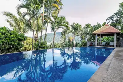 Image de Phuket: luxueuse villa avec piscine vue sur mer