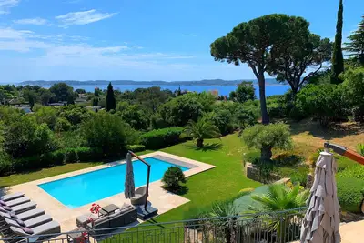 Image de Villa moderne de luxe à 8 min à pied de la ville et des plages - vue panoramique
