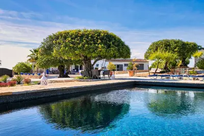 Image de Maison de vacances confortable pour les familles avec de nombreux extras