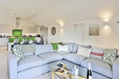 Image de 2 Wadd Cottages - Trois Chambres Maison, Couchages 6