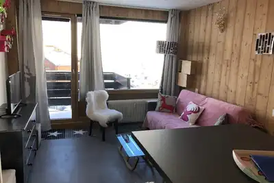 Image de Studio lumineux proche pistes, balcon, parking, Wifi