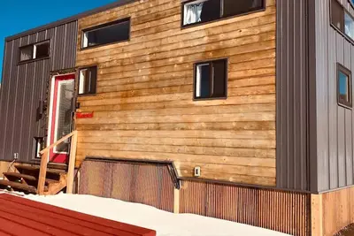 Image de Tiny House Maverick dans le centre-ville de leadville avec WiFi gratuit