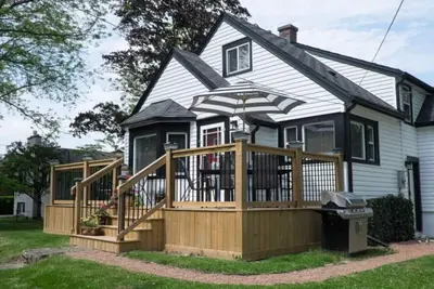 Image de Rénové 2018! Excellent emplacement, barbecue / grill, parking, wifi, climatisation, chauffage