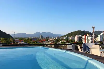 Image de Couverture Panoramique belle vue sur la baie, la mer et la Sierra. 2q de la mer. Piscine