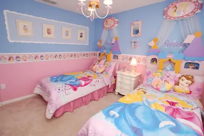 Image de 6 Br * 2 Miles à Disney, piscine, spa, parc aquatique, salle de jeux, WiFi gratuit et plus