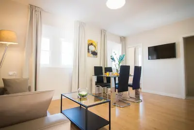 Image de Appartement entièrement rénové,