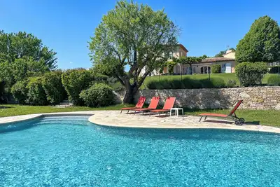 Image de Au calme, villa familiale dans la campagne aixoise (6-8 personnes), Puyricard