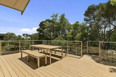 Image de Miramar Beachhouse Red Rocks, un bel endroit pour des vacances. 10 personnes