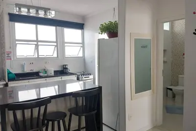 Image de Guaruja avec plage libre 1 Dortoir, jusqu'à 6 personnes, télévision par câble, air