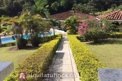 Image de Villa en location à Cerritos Pereira