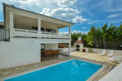 Image de Merveilleuse maison de vacances privée avec Wifi, piscine privée, climatisation, Tv et terrasse
