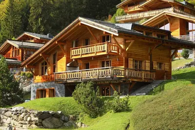 Image de Belle maison de vacances privée avec Wifi, bain à remous, Tv, terrasse, animaux admis et parking