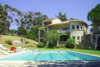 Image de Chalet Mimosa - 6 Personnes - 3 Chambres et 2 Salles De Bains