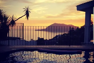 Image de Casita Santiago Ocean View balcon et piscine