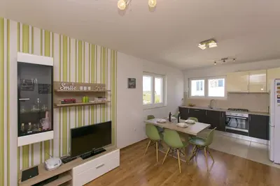 Image de Appartement Marieta (59311-A1) - Brodarica