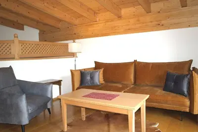 Image de Appartement nid d'aigle 80m² / 2 chambres / 2 salles de bain / balcon - chalet impérial \"The Golden Eagle\"