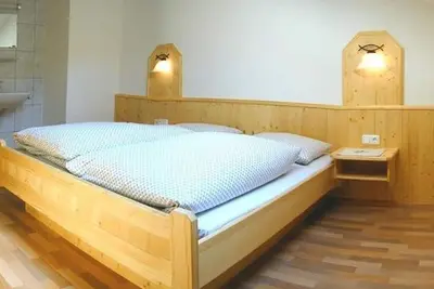 Appartement / 3 chambres / douche, Wc - Rückstegen, Schellhorn Michael