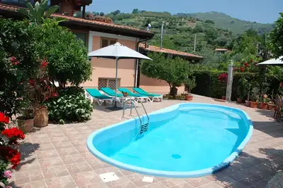 Image de Villa pour les familles qui aiment la nature et la tranquillité équipée de Wi-Fi