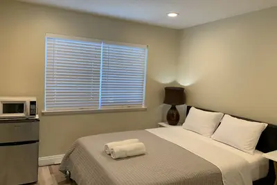 Image de ★ Belle chambre ★ près de Disney, enregistrement 24h / 24, 7j / 7