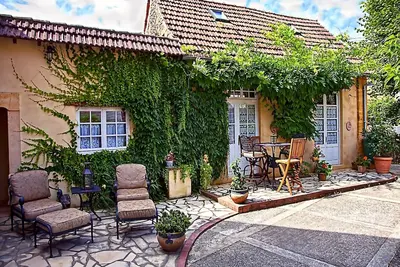 Image de Butterfly Cottage - Cozy Cottage romantique - Piscine chauffée, salle de sport