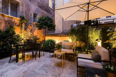 Image de Superbe appartement avec jardin privé