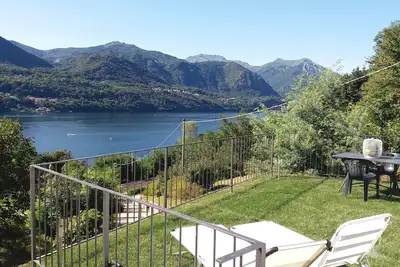 Image de Lac Orta - Appartement Vue Sur Plage, Plage, Jardin PRIVÉ (Rez-De-CHAUSSÉE)