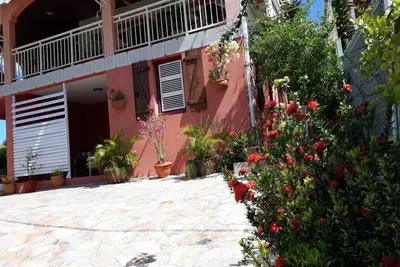 Image de villa la source une seule envie celle d'y revenir. Clim, Wifi