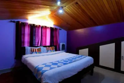Image de Suite de luxe Bhk Snow Point 3 | Près de Mall Road & Ridge, Shimla | Vue imprenable