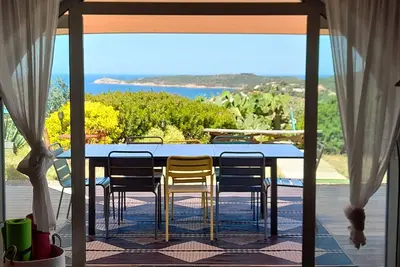 Image de Cargèse, Spacieux vue mer&jardin- Jacuzzi 6 à 8 personnes