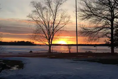 Image de Sunset Point Cottage sur le lac Minnetonka