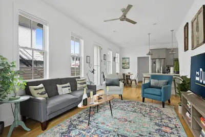 Image de The Globetrotter (Suite C) - Centre-ville historique - 3 pâtés de maisons de la rue King