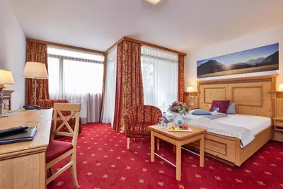 Chambre Double Supérieure - Romantik Hotel Böld & Restaurant Uhrmacher