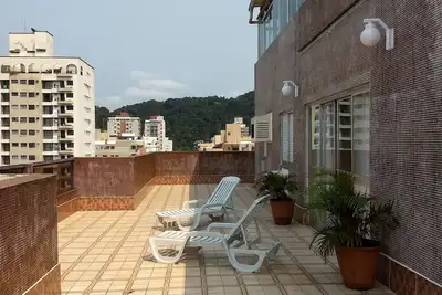 Image de Magnifique penthouse en duplex à Cove avec salon et barbecue