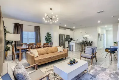 Image de Cinq chambres / quatre salles de bain / piscine