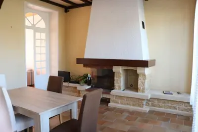 Image de Un SÉJOUR AGRÉABLE Et Paisible Vous Attend Dans Cette Grande Maison