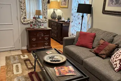 Image de Économiseur printemps / été! Stationnement gratuit 15 min Ord / Downtown2