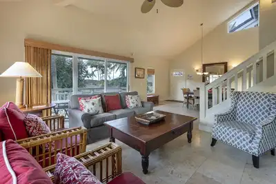 Image de Regency Villas 3bd + Loft, 3ba, 8-10 personnes, A / C, 5 min à pied de la plage, 5 étoiles! !