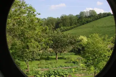 Image de Conversion de la grange de caractère, endroit calme et piscine chauffée