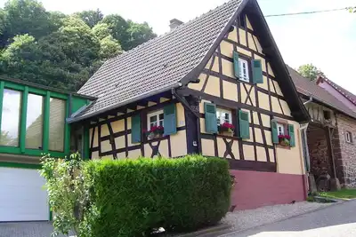 Image de Maison à colombage avec jardin en meublé de tourisme 4*