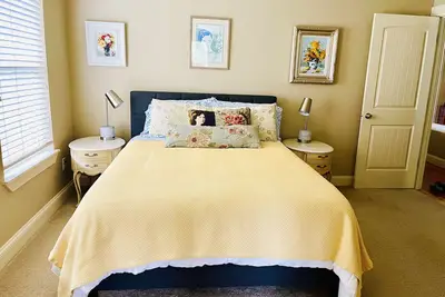 Image de 5 Chambre Sw Portland Charmer! Minutes to Downtown, 100% 5 étoiles