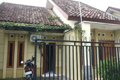 Image de Famille d'accueil au coeur de la ville de Yogyakarta