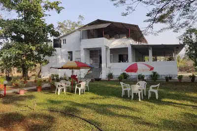 Image de 5 Acre 3bhk FarmStay @Karjat