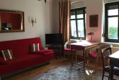 Image de Vacances à Prieros dans la forêt et près de l'eau dans le nouvel appartement de vacances Erika