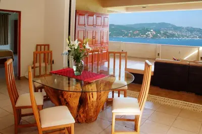 Image de Belle vue sur le paradis! 3 Br, 3 Ba